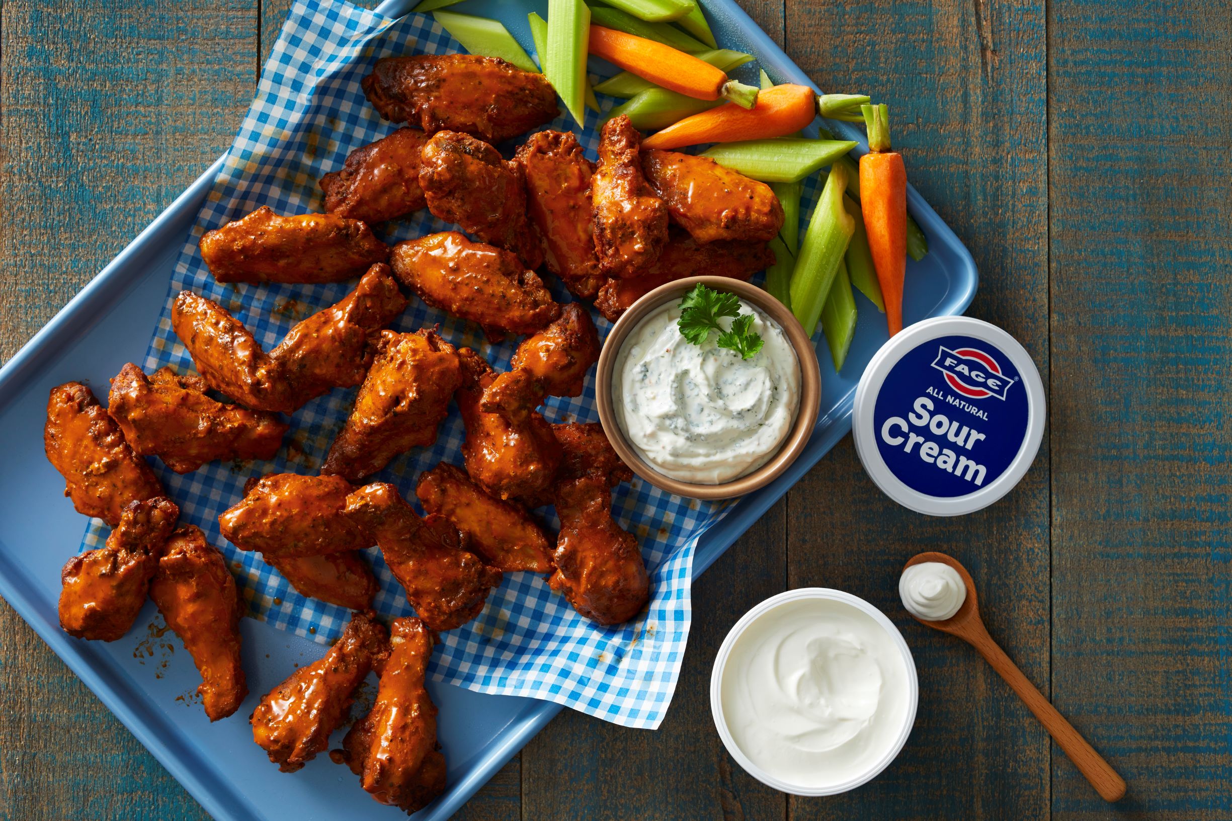 Buffalo Wings and Sour Cream Ranch Dip