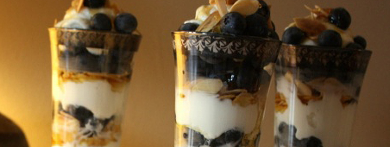 FAGE Total Greek Yogurt, Blueberry and Almond Parfait