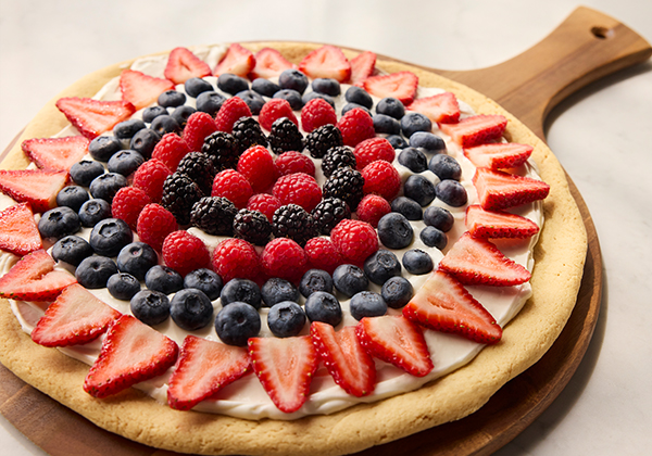 sugar cookie pizza