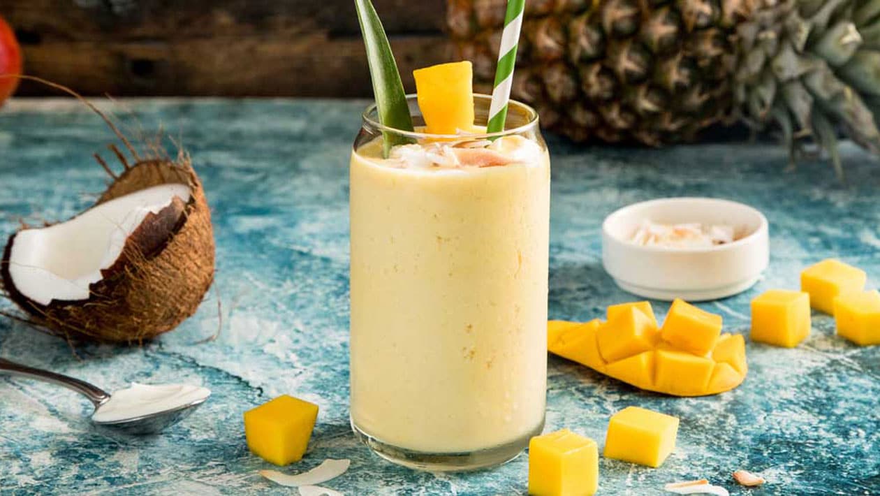 Tropical Pineapple-Coconut Smoothie | FAGE Yogurt