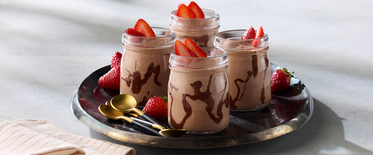 2-Ingredient Greek Yogurt Chocolate Mousse